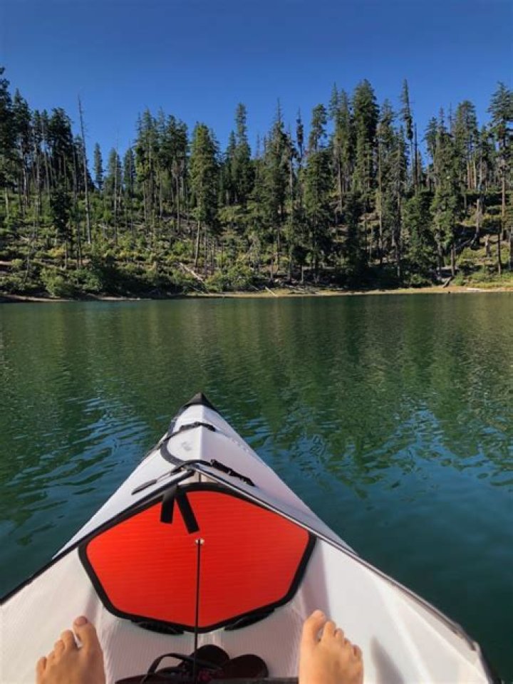 Can you kayak on suttle lake?