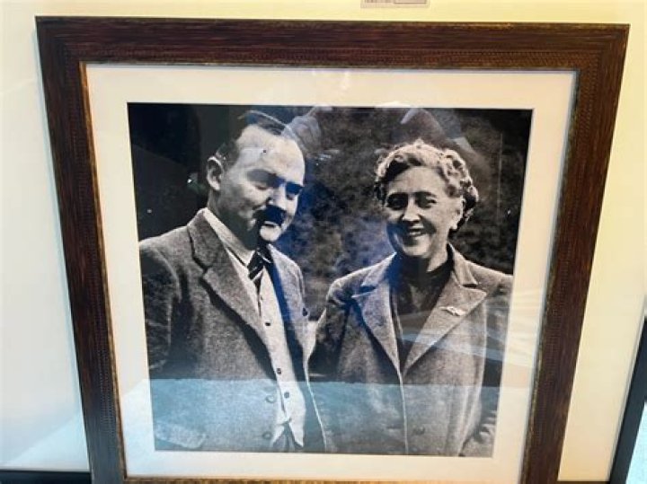 Did agatha christie get divorced?