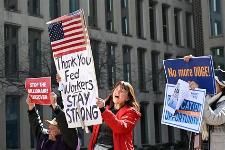 Did macy's laying off workers 2020?