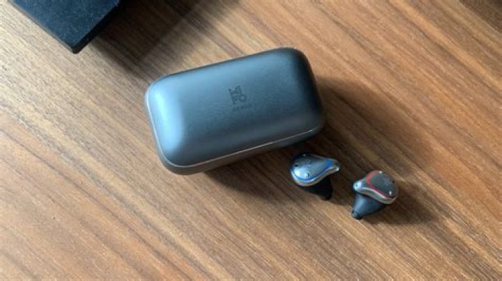 Do mifo 05 work with iphone?