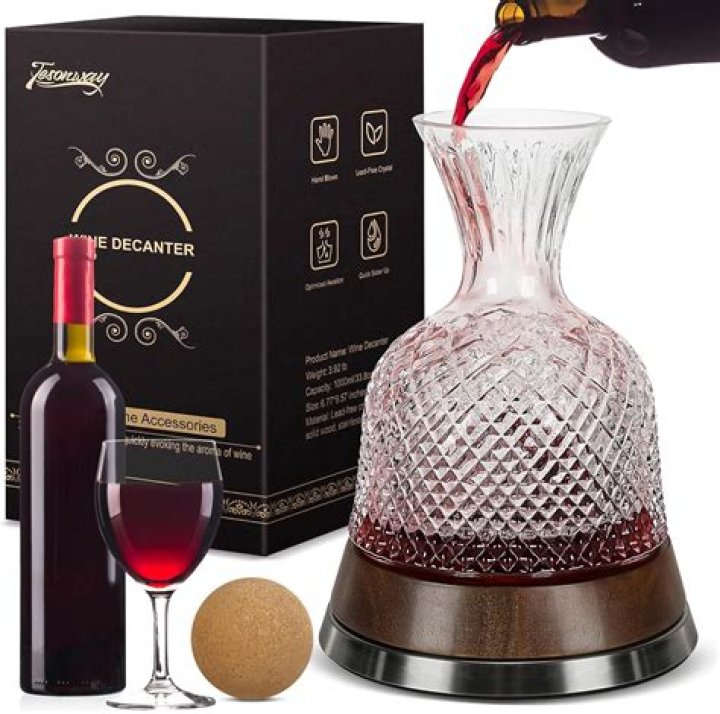 Do you put white wine in a carafe?