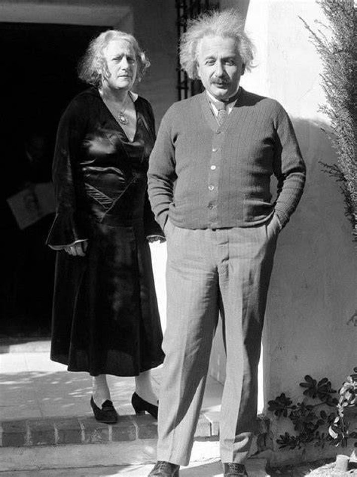 Is albert einstein married?