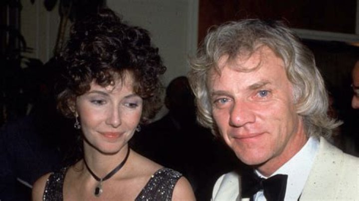 Is andie macdowell related to malcolm mcdowell?