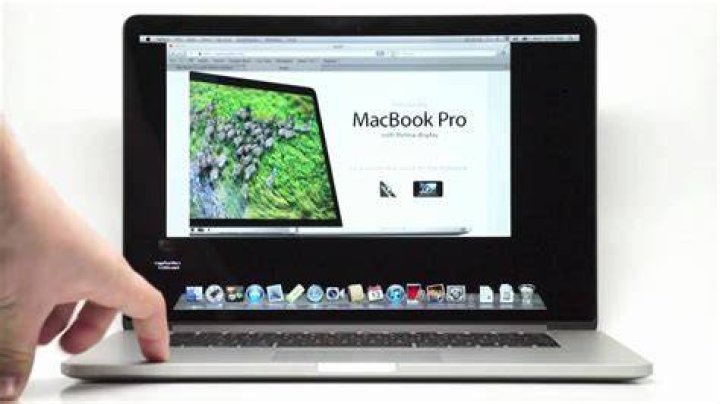 Is macbook pro mid 2012 retina?