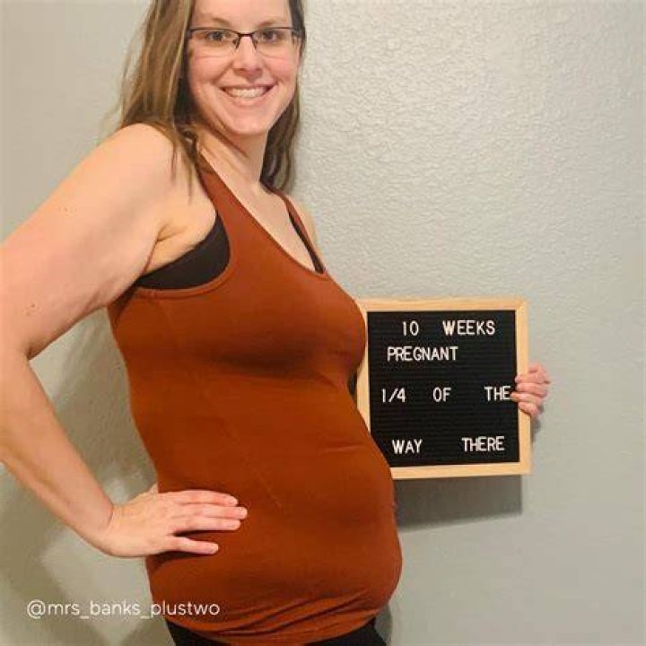 Should i have a bump at 11 weeks?