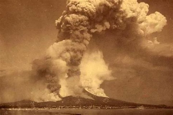 What was the last time krakatoa erupted?
