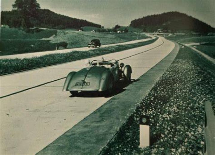 When was the first smart motorway built?
