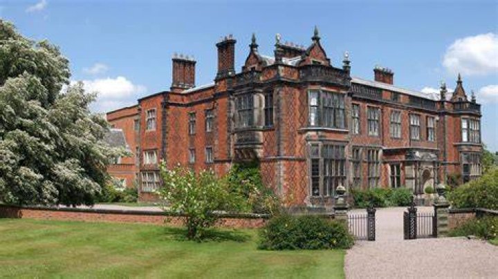 Who owns arley estate?